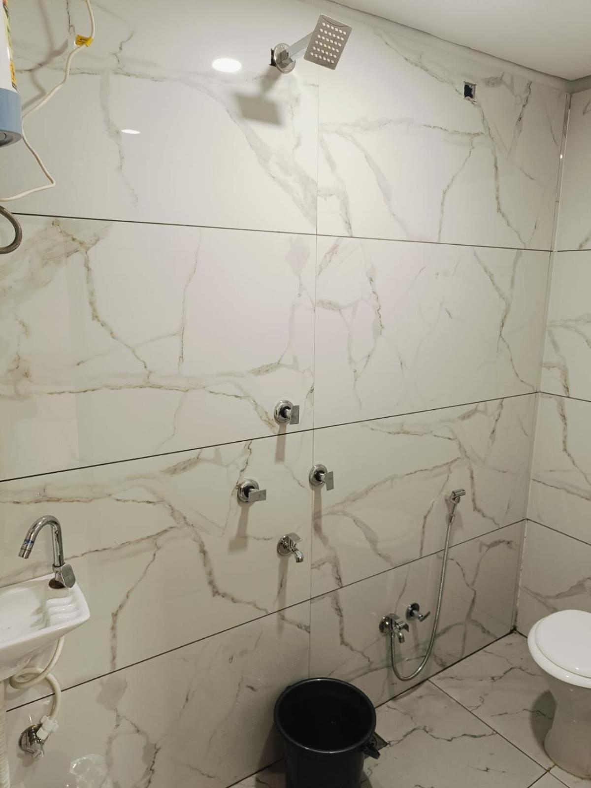 Hotel Shree Kedar Palace Уджайн Екстериор снимка